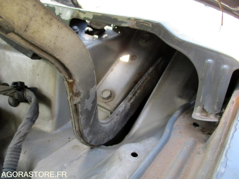 SUV/ Todoterreno Nissan Patrol Y61 Station Wagon moteur 6 cylindres 4.2 Turbo Diesel 160cv BM5: foto 11
