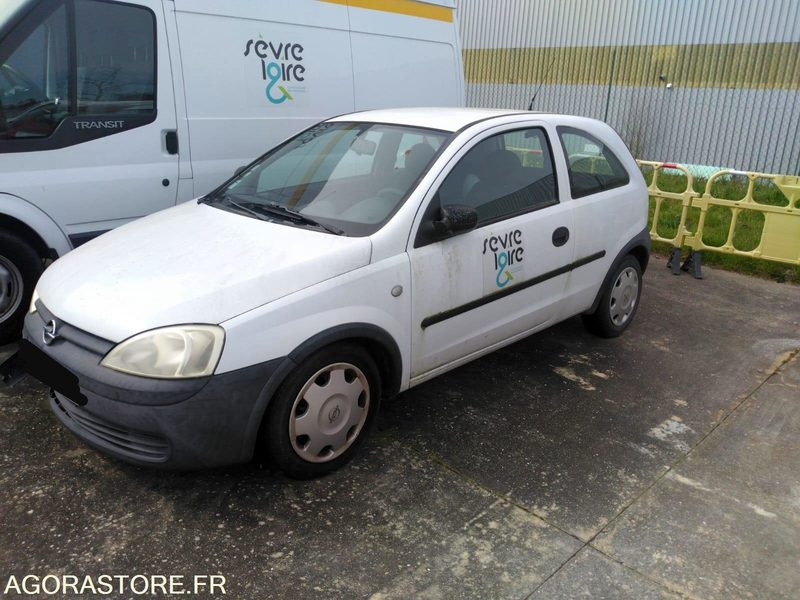 OPEL CORSA commercial non roulant - Coche: foto 3 OPEL CORSA commercial non roulant - Coche: foto 3