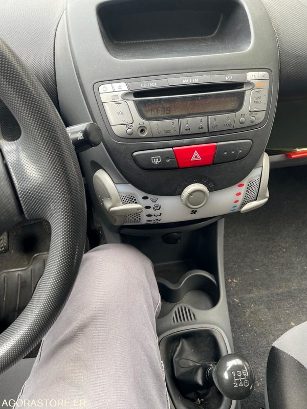 PEUGEOT 107 BE-791-GB - Coche: foto 5 PEUGEOT 107 BE-791-GB - Coche: foto 5