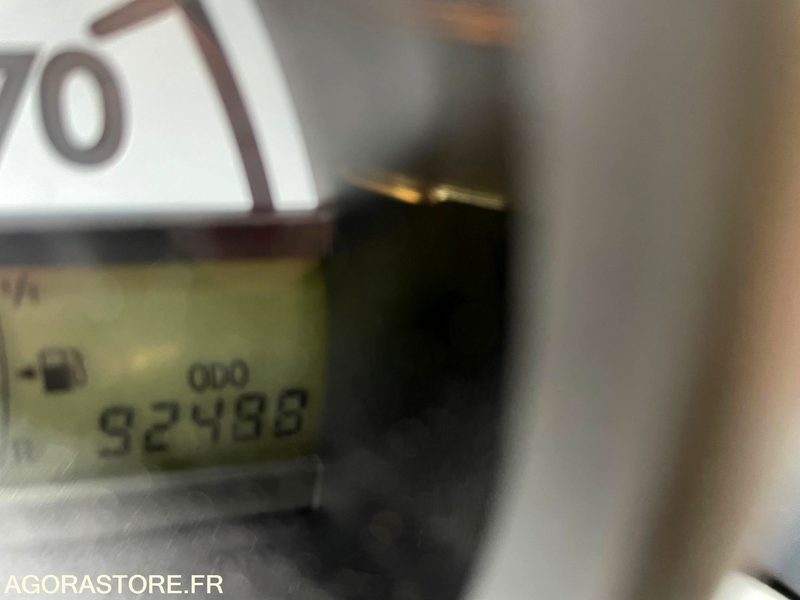 Coche PEUGEOT 107 BE-791-GB: foto 6