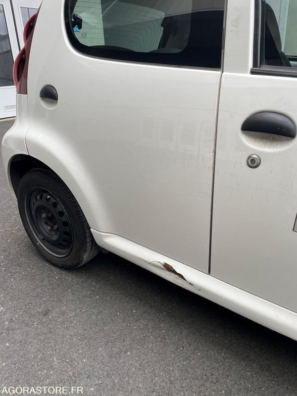 PEUGEOT 107 CL-586-LQ - Coche: foto 5 PEUGEOT 107 CL-586-LQ - Coche: foto 5