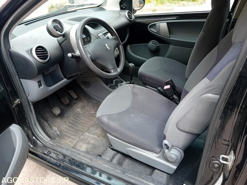 PEUGEOT 107 - Coche: foto 5 PEUGEOT 107 - Coche: foto 5