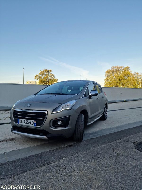 PEUGEOT 3008 - Coche: foto 1 PEUGEOT 3008 - Coche: foto 1