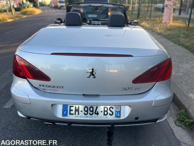 PEUGEOT 307 CC 2.0 HDI 136 CV - Coche: foto 3 PEUGEOT 307 CC 2.0 HDI 136 CV - Coche: foto 3