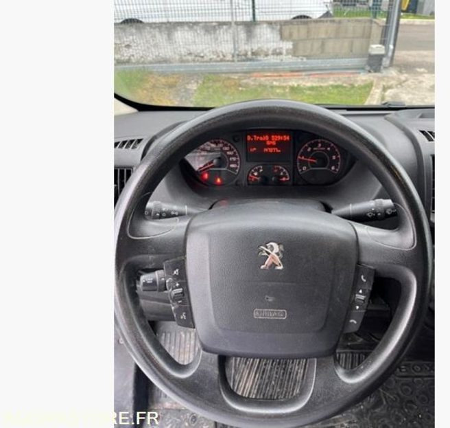 PEUGEOT BOXER CAISSE 20M3 130CV - 2019 - 147 000km - Furgón: foto 5 PEUGEOT BOXER CAISSE 20M3 130CV - 2019 - 147 000km - Furgón: foto 5