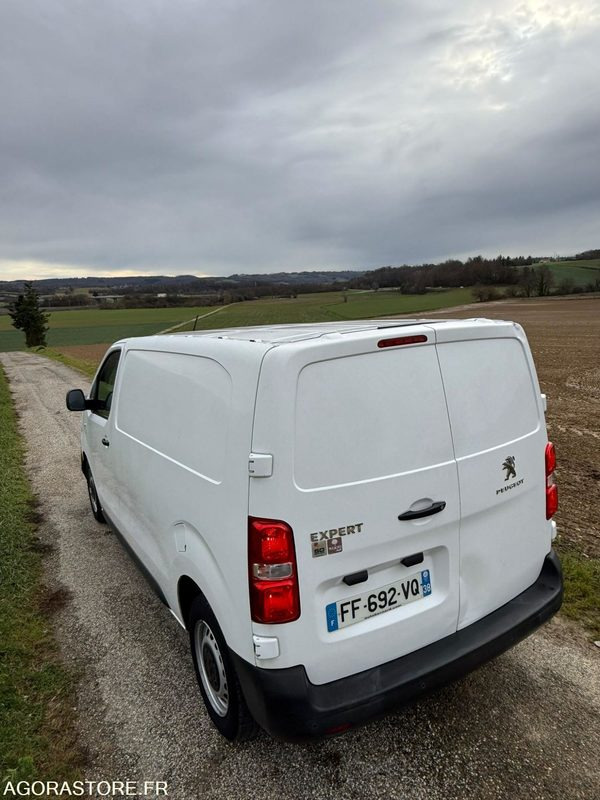 PEUGEOT EXPERT 2L HDI 122CH ANNÉE 2019 PREMIERE MAIN - Furgoneta pequeña: foto 4 PEUGEOT EXPERT 2L HDI 122CH ANNÉE 2019 PREMIERE MAIN - Furgoneta pequeña: foto 4