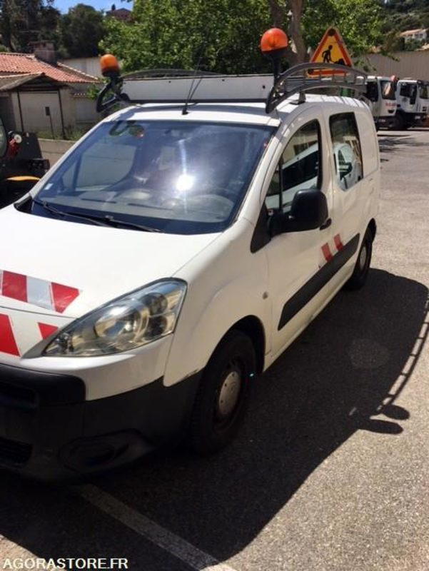 PEUGEOT PARTNER HDI 16 (B9) - Furgoneta pequeña: foto 4 PEUGEOT PARTNER HDI 16 (B9) - Furgoneta pequeña: foto 4