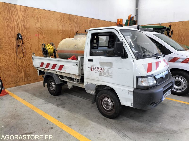 PIAGGIO PORTER - Furgoneta basculante: foto 1 PIAGGIO PORTER - Furgoneta basculante: foto 1