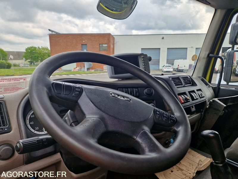 PORTEUR BOM 12T DAF FAUN - 2012 - 257 530 KM - Camión de basura: foto 2 PORTEUR BOM 12T DAF FAUN - 2012 - 257 530 KM - Camión de basura: foto 2