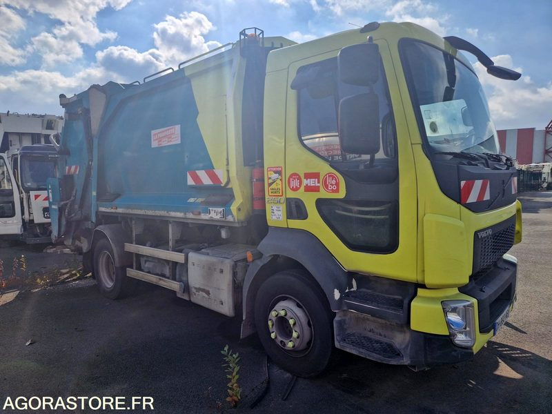 PORTEUR BOM 16T VOLVO GEESINK (C4007) 2014 (215740 KMS) - Camión de basura: foto 3 PORTEUR BOM 16T VOLVO GEESINK (C4007) 2014 (215740 KMS) - Camión de basura: foto 3