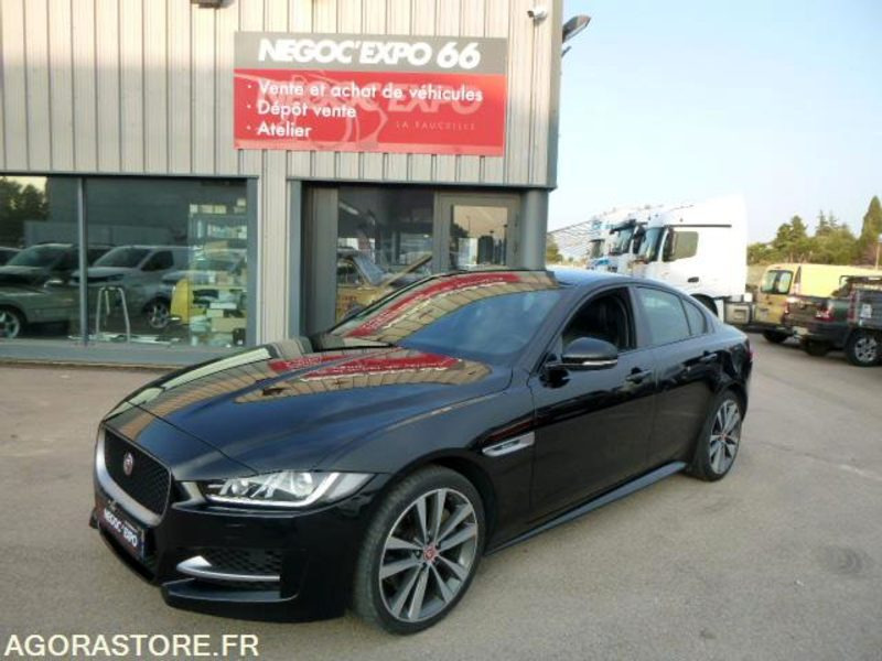 PRIX TTC 0% TVA - JAGUAR XE 2.0 180CV R SPORT AWD - 2016 - 160 000km - Coche: foto 1 PRIX TTC 0% TVA - JAGUAR XE 2.0 180CV R SPORT AWD - 2016 - 160 000km - Coche: foto 1