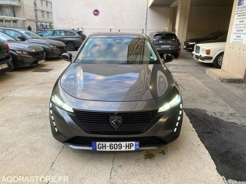 PRIX TTC PEUGEOT 308 III (P5) SW 1.5 BlueHDi 16V EAT8 S&S 130 Boîte automatique - Coche familiar: foto 2 PRIX TTC PEUGEOT 308 III (P5) SW 1.5 BlueHDi 16V EAT8 S&S 130 Boîte automatique - Coche familiar: foto 2