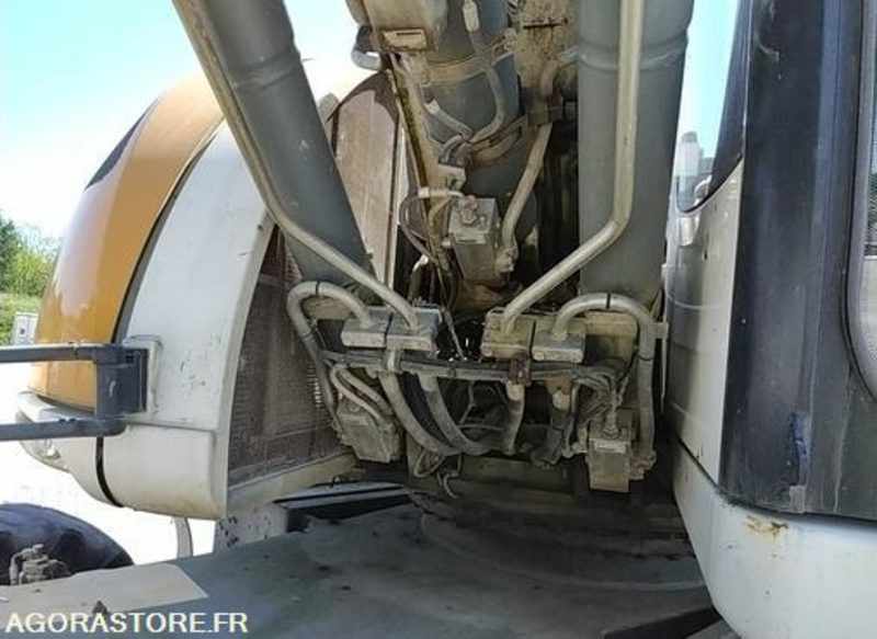 Pelle à pneus Liebherr A914 - 2014 / 11357 HEURES (ML478) - Excavadora: foto 5 Pelle à pneus Liebherr A914 - 2014 / 11357 HEURES (ML478) - Excavadora: foto 5