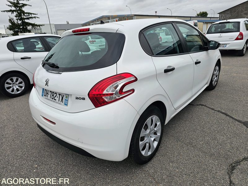 Peugeot 208 - 2014 - 145593km - DH782TX - Coche: foto 3 Peugeot 208 - 2014 - 145593km - DH782TX - Coche: foto 3