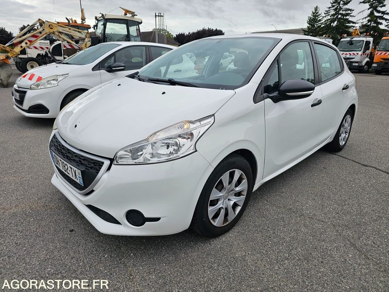Peugeot 208 - 2014 - 145593km - DH782TX - Coche: foto 1 Peugeot 208 - 2014 - 145593km - DH782TX - Coche: foto 1