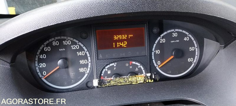 Ambulancia Peugeot BOXER, 3L HDI, 2012, 329317 kms, moteur 63435kms: foto 12