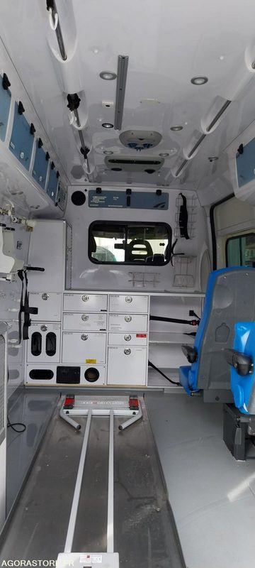 Ambulancia Peugeot BOXER, 3L HDI, 2012, 329317 kms, moteur 63435kms: foto 6