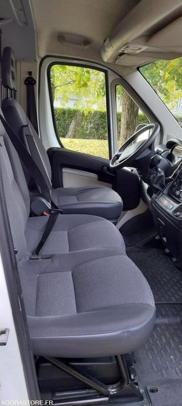 Ambulancia Peugeot BOXER, 3L HDI, 2012, 329317 kms, moteur 63435kms: foto 10