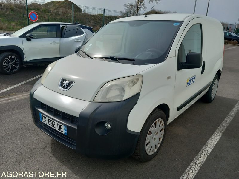 Peugeot Bipper 1.3 HDi FAP 75 cv - 113 000 km - MOTEUR HS - CK-682-DE - Furgoneta pequeña: foto 1 Peugeot Bipper 1.3 HDi FAP 75 cv - 113 000 km - MOTEUR HS - CK-682-DE - Furgoneta pequeña: foto 1
