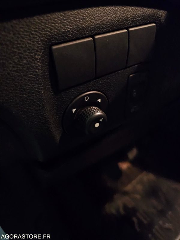 Furgoneta pequeña Peugeot Partner - 2013 - 91134kms - CQ 658 PQ: foto 12 Furgoneta pequeña Peugeot Partner - 2013 - 91134kms - CQ 658 PQ: foto 12