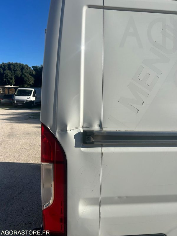 Peugeot boxer L2h2 130cv Premnium Pack clim - Furgoneta pequeña: foto 4 Peugeot boxer L2h2 130cv Premnium Pack clim - Furgoneta pequeña: foto 4