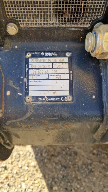 Plaque vibrante - Bomag 50/55 - Equipo de construcción: foto 3 Plaque vibrante - Bomag 50/55 - Equipo de construcción: foto 3