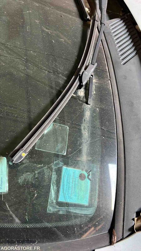 RENAULT CLIO - 2010- 233000 KM - AW791XJ - Coche: foto 5 RENAULT CLIO - 2010- 233000 KM - AW791XJ - Coche: foto 5