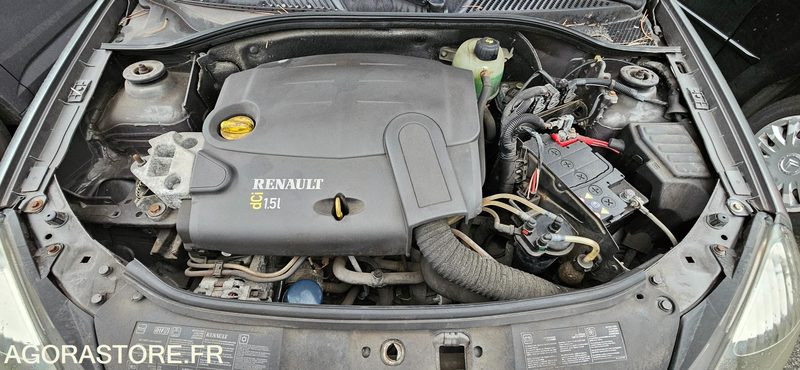 Coche RENAULT CLIO 849BCZ59: foto 10