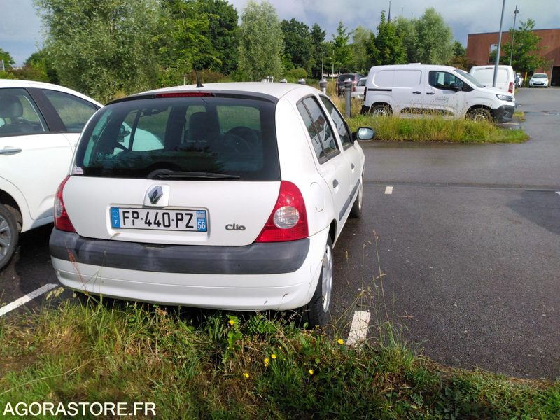RENAULT CLIO - Coche: foto 4 RENAULT CLIO - Coche: foto 4