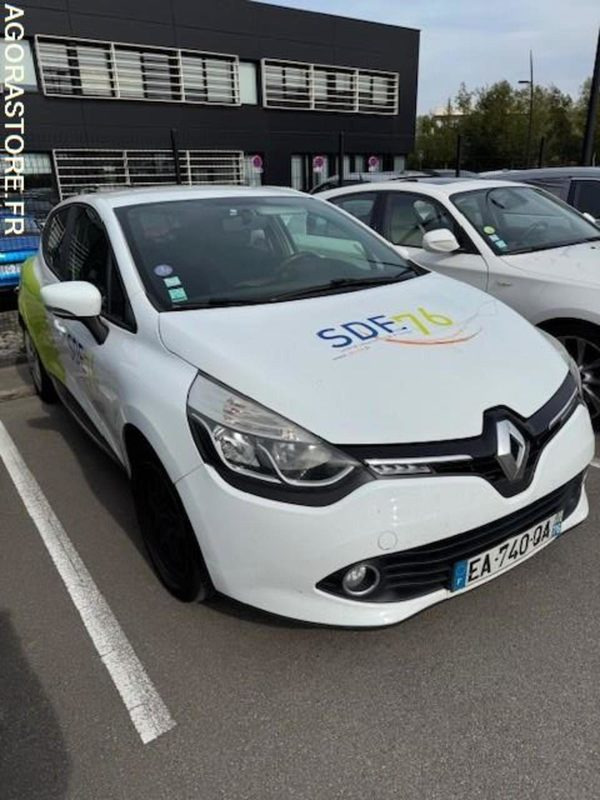 RENAULT CLIO - Coche: foto 1 RENAULT CLIO - Coche: foto 1