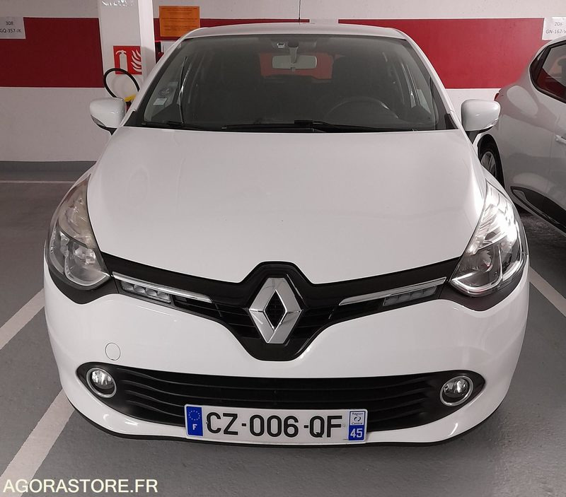 RENAULT CLIO IV - ZEN 09E E5 - 83985kms - 2013 - Coche: foto 1 RENAULT CLIO IV - ZEN 09E E5 - 83985kms - 2013 - Coche: foto 1