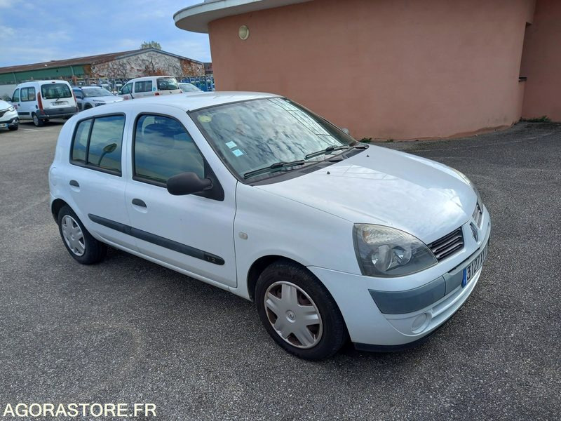 RENAULT CLIO PHASE 2-1.2 I 60CV-2005-ESSENCE-122 018 KMS-5 PORTES-ROULANTE-CT OK - Coche: foto 2 RENAULT CLIO PHASE 2-1.2 I 60CV-2005-ESSENCE-122 018 KMS-5 PORTES-ROULANTE-CT OK - Coche: foto 2