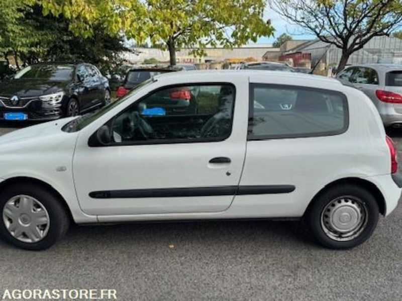 RENAULT CLIO SOCIETE - Coche: foto 2 RENAULT CLIO SOCIETE - Coche: foto 2