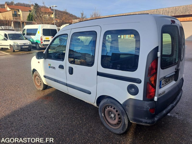 RENAULT KANGOO 157000kms 2000 - Furgoneta pequeña: foto 2 RENAULT KANGOO 157000kms 2000 - Furgoneta pequeña: foto 2
