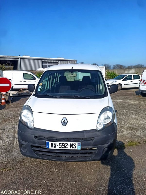 RENAULT KANGOO VL 5 PLACES 1.5 DCI 86 CH 2010 95641 KM - Coche: foto 1 RENAULT KANGOO VL 5 PLACES 1.5 DCI 86 CH 2010 95641 KM - Coche: foto 1