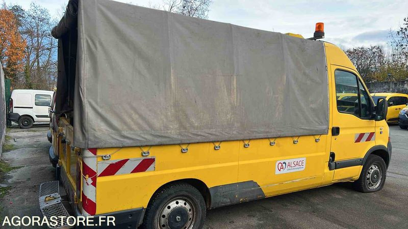 RENAULT MASTER - 2008- 270846 KM - AV417LP - Furgón: foto 2 RENAULT MASTER - 2008- 270846 KM - AV417LP - Furgón: foto 2