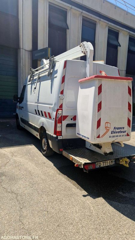 RENAULT MASTER - 2020 / 34375KM - Furgón: foto 5 RENAULT MASTER - 2020 / 34375KM - Furgón: foto 5