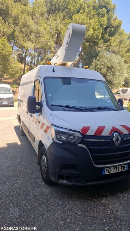 RENAULT MASTER - 2020 / 34375KM - Furgón: foto 1 RENAULT MASTER - 2020 / 34375KM - Furgón: foto 1