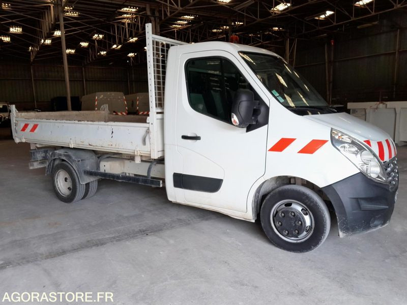 RENAULT MASTER BENNE 3.5 T DF-684-KT - Furgoneta basculante: foto 1 RENAULT MASTER BENNE 3.5 T DF-684-KT - Furgoneta basculante: foto 1