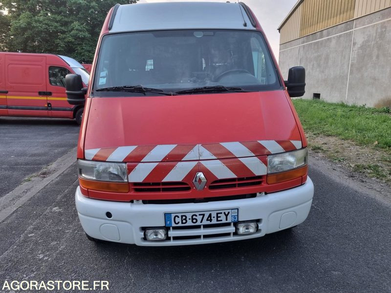 RENAULT MASTER DIESEL - CD 674 EY - 105501 kMS - Furgón: foto 1 RENAULT MASTER DIESEL - CD 674 EY - 105501 kMS - Furgón: foto 1