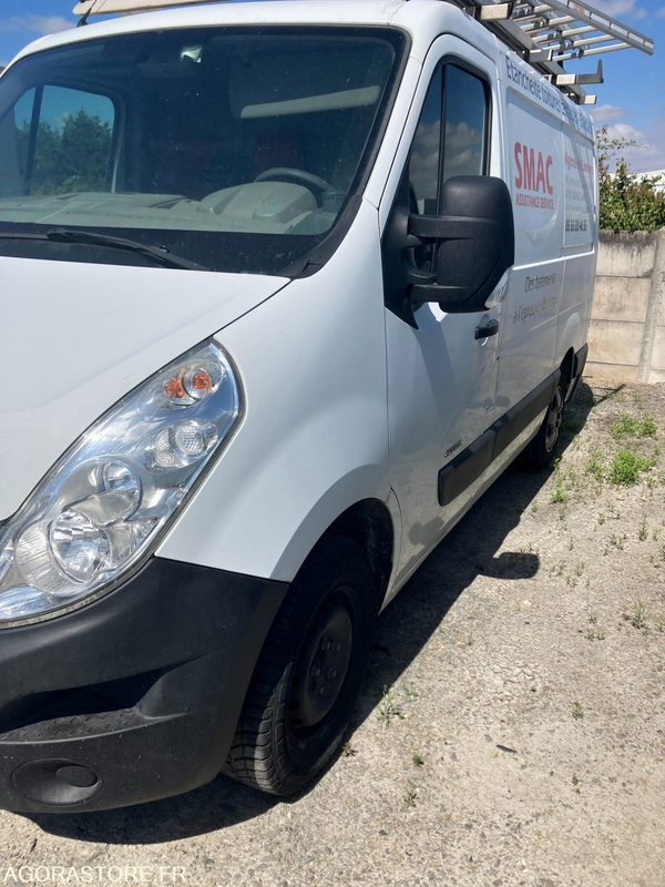 RENAULT MASTER III PHASE 2 avec galerie de toit - 2012 / 216570 KM - Furgón: foto 4 RENAULT MASTER III PHASE 2 avec galerie de toit - 2012 / 216570 KM - Furgón: foto 4