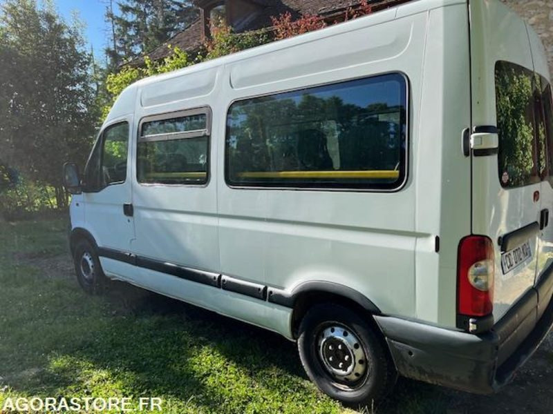 RENAULT MASTER TPMR 2.2l DCI - Minibús, Furgoneta de pasajeros: foto 2 RENAULT MASTER TPMR 2.2l DCI - Minibús, Furgoneta de pasajeros: foto 2