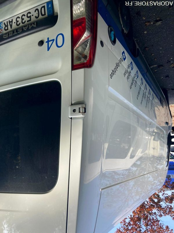 RENAULT MASTER VASP type ambulance - Ambulancia: foto 4 RENAULT MASTER VASP type ambulance - Ambulancia: foto 4