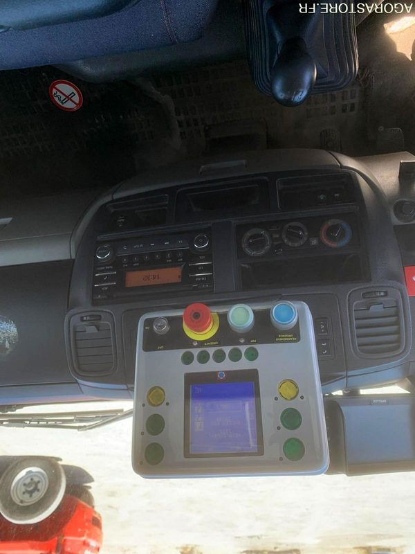 Furgoneta basculante RENAULT MAXITY | MINI B.O.M | 112370 kms | 2017: foto 8