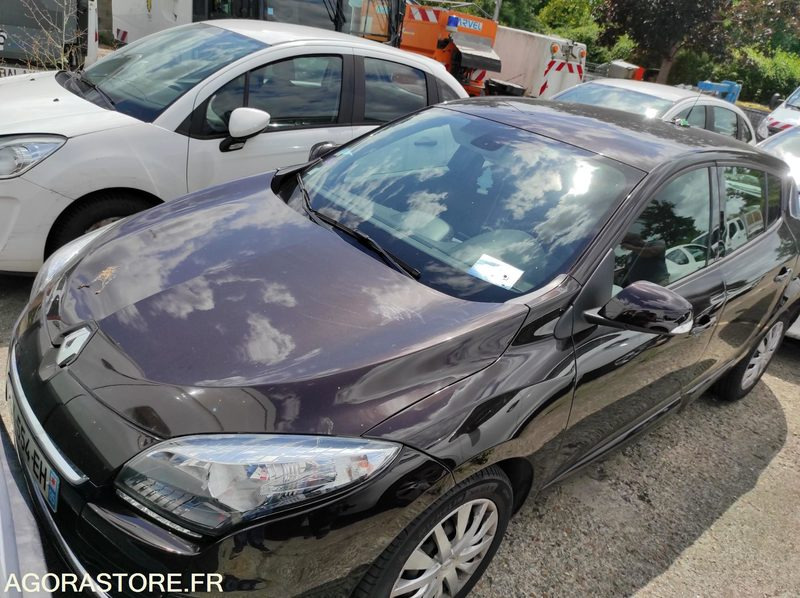 RENAULT MEGANE - Coche: foto 1 RENAULT MEGANE - Coche: foto 1