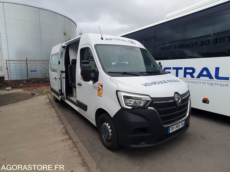 RENAULT TRAFFIC 9 PL AUTO ECOLE - 2019 - 83000 Kms - Furgoneta pequeña: foto 2 RENAULT TRAFFIC 9 PL AUTO ECOLE - 2019 - 83000 Kms - Furgoneta pequeña: foto 2