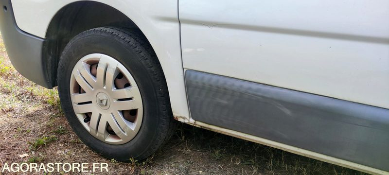 RENAULT TRAFIC II - Minibús, Furgoneta de pasajeros: foto 3 RENAULT TRAFIC II - Minibús, Furgoneta de pasajeros: foto 3