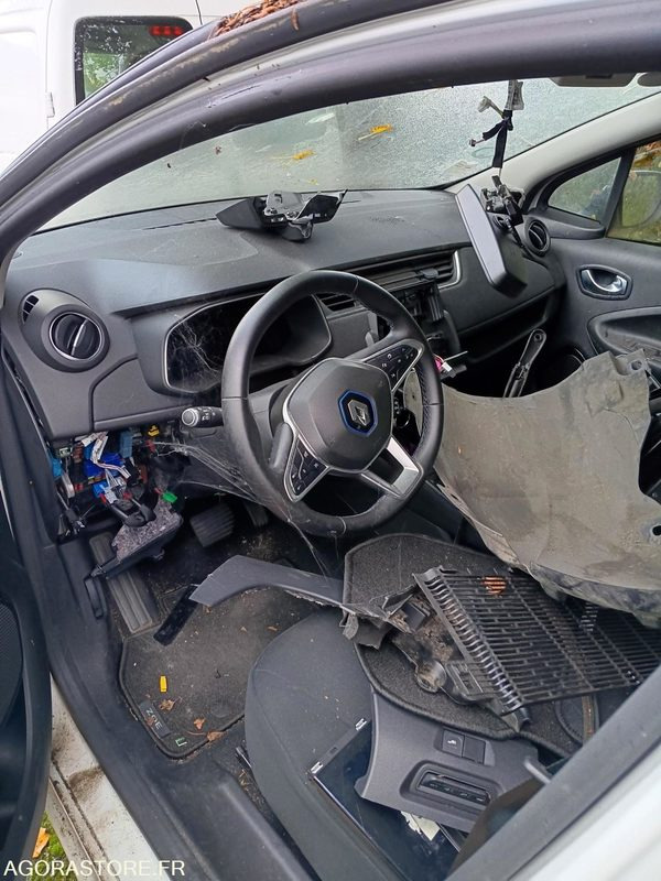 RENAULT Zoé - 29000km - 2019 - pour pièces - Coche: foto 4 RENAULT Zoé - 29000km - 2019 - pour pièces - Coche: foto 4