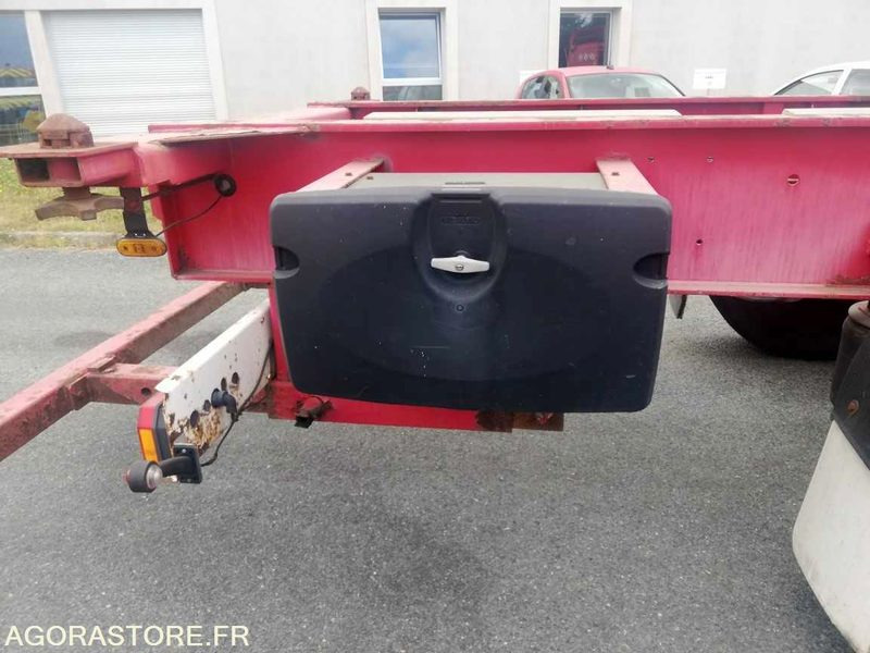 REMORQUE FRUEHAUF porte conteneurs - Remolque: foto 3 REMORQUE FRUEHAUF porte conteneurs - Remolque: foto 3