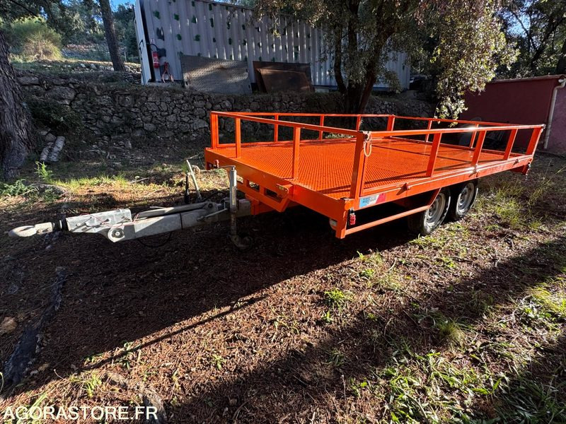 REMORQUE MOIROUD - Remolque: foto 4 REMORQUE MOIROUD - Remolque: foto 4